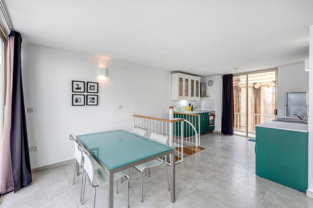 49/3 Seafront Duplex Penthouse In Valeta Exterior foto